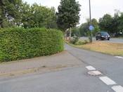 Bild 1: Vor der Furt stehend, sind von links kommende Radfahrer nicht zu sehen.