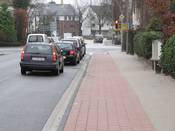 Bild 4: Der Sicherheitstrennstreifen fehlt ... Bild 4: Der Sicherheitstrennstreifen fehlt ...