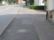 Bild 5: Die Oberfläche ist sehr uneben Bild 5: Die Oberfläche ist sehr uneben