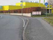 Bild 4: Nach 30 m ist der Gehweg freigegeben Bild 4: Nach 30 m ist der Gehweg freigegeben