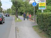Bild 1: Der gemeinsame Geh-/ Radweg ist zu schmal.