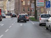 Bild 2: Radfahrer müssen ca. 40 m vor der Kreuzung ... Bild 2: Radfahrer müssen ca. 40 m vor der Kreuzung ...