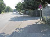 Bild 8 vom 01.09.2017: An der Kiebitzstraße wurde das Verkehrszeichen 240 StVO entfernt. Bild 8 vom 01.09.2017: An der Kiebitzstraße wurde das Verkehrszeichen 240 StVO entfernt.