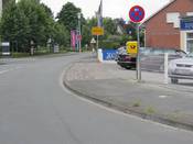 Bild 5: ... gibt es zunächst einen reinen Gehweg ... Bild 5: ... gibt es zunächst einen reinen Gehweg ...