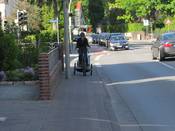 Bild 8: Mit Anhänger gleicht die Fahrt einem Drahtseilakt. Bild 8: Mit Anhänger gleicht die Fahrt einem Drahtseilakt.