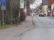 Bild 1: Dieser Gehweg soll nur entgegen der Fahrtrichtung befahren werden Bild 1: Dieser Gehweg soll nur entgegen der Fahrtrichtung befahren werden