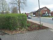 Bild 5: Erst wenn Kraftfahrer die Zufahrt des Rad- und Gehweges komplett blockieren, ist die Sicht ausreichend