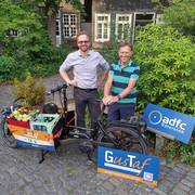 Ob Pflanzen, Bücher oder Schokolade: Das Lastenfahrrad Gustaf befördert Lasten bis zu 100 kg Gewicht. Ab Donnerstag ist es in einer Sonderabteilung zum Thema Fahrrad in der Gütersloher Stadtbibliothek zu sehen.